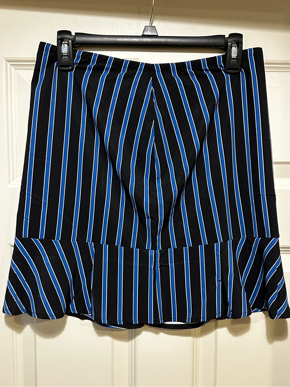 NWT Medium Skirt with Hem Flounce